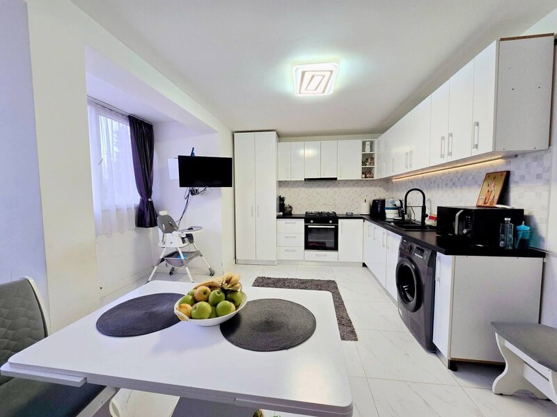 Dobroesti - Pantelimon 7 Camere Casa La Curte Cu Garaj