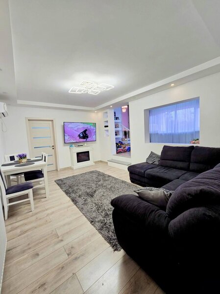 Dobroesti - Pantelimon 7 Camere Casa La Curte Cu Garaj